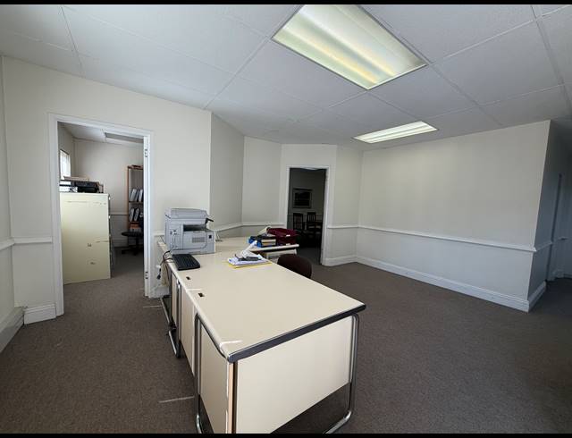 176M² OFFICE FOR SALE IN RIVONIA